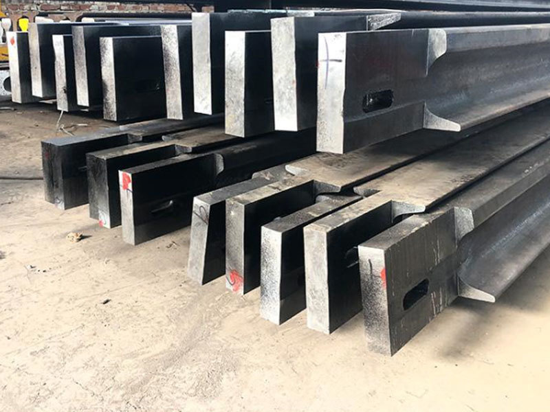 鋼軌伸縮縫加工(gōng)