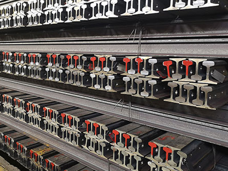 關于鋼軌的(de)特點及應用(yòng)